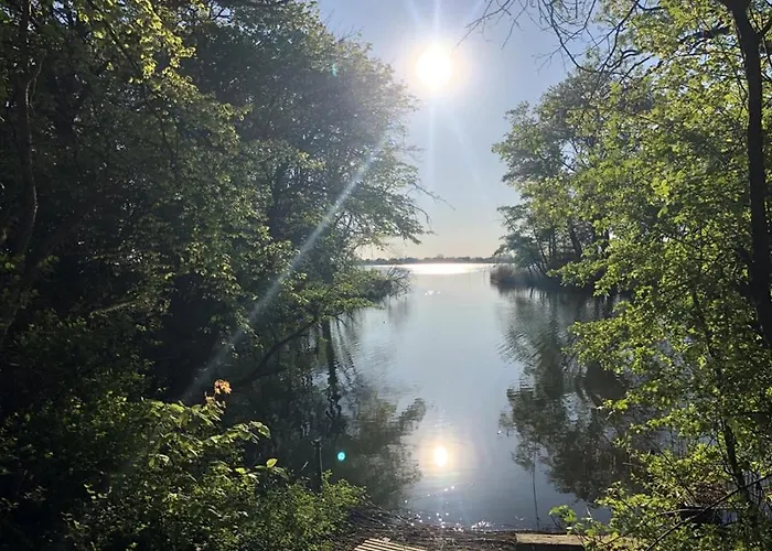 Bruderhof - Retreats & Ferien Am Nahe Berlin شقة Hohenferchesar